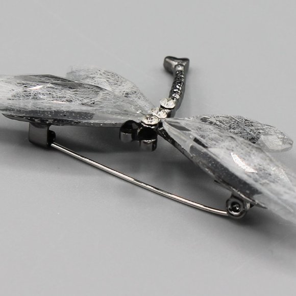 Dragonfly symbol of change gray pin brooch - Picture 4 of 6